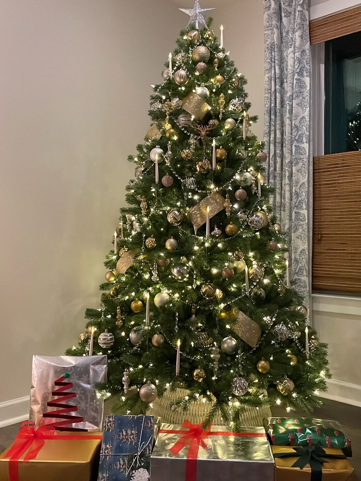 Gold & Silver Christmas